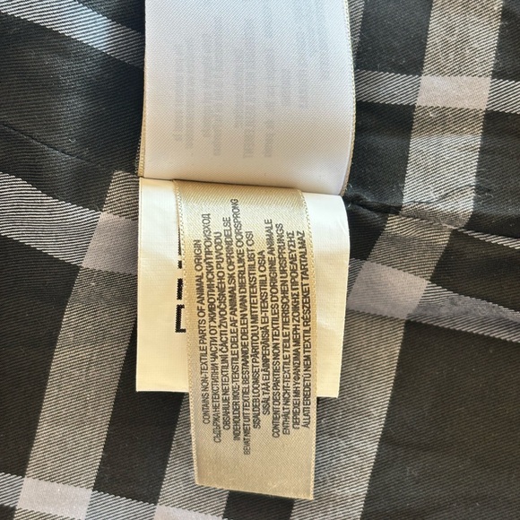 Burberry London Quilted Jacket Black – Lightweight Designer Coat - Picture 14 of 17